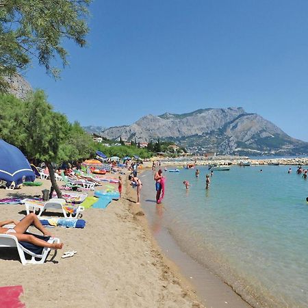Lovely Apartment In Omis With Kitchen Eksteriør bilde